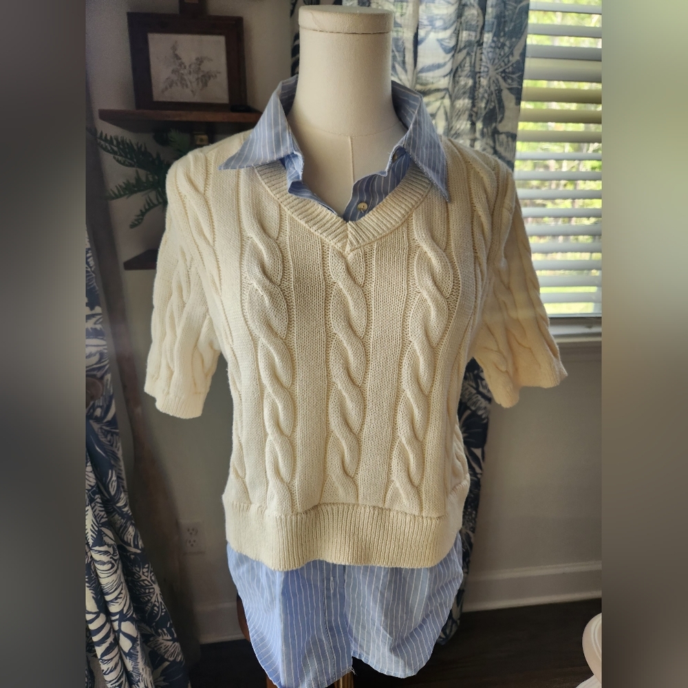Zara Cream Cable Knit V-Neck Short Sleeve Sweater